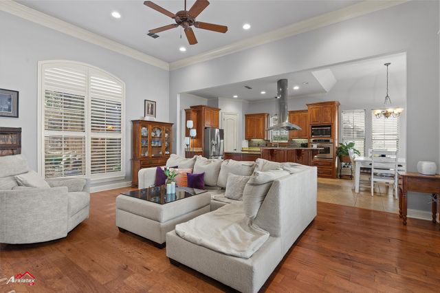 1010 Saint Tammany Court, Shreveport, LA 71106