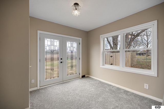 4702 N 52 Street, Omaha, NE 68104