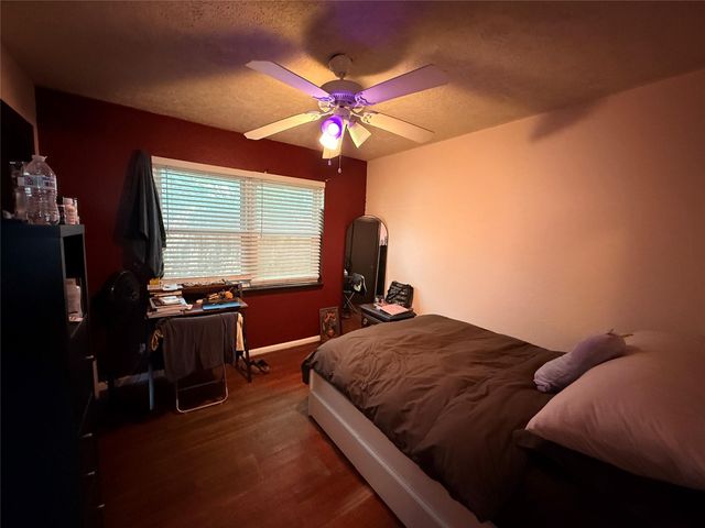 6625 Sandstone Street, Houston, TX 77074