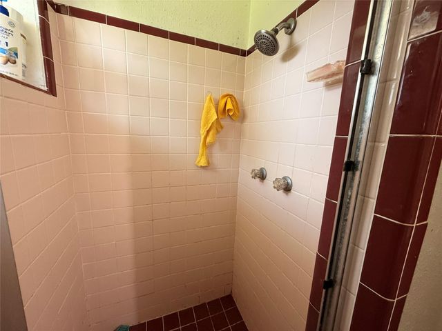 6625 Sandstone Street, Houston, TX 77074