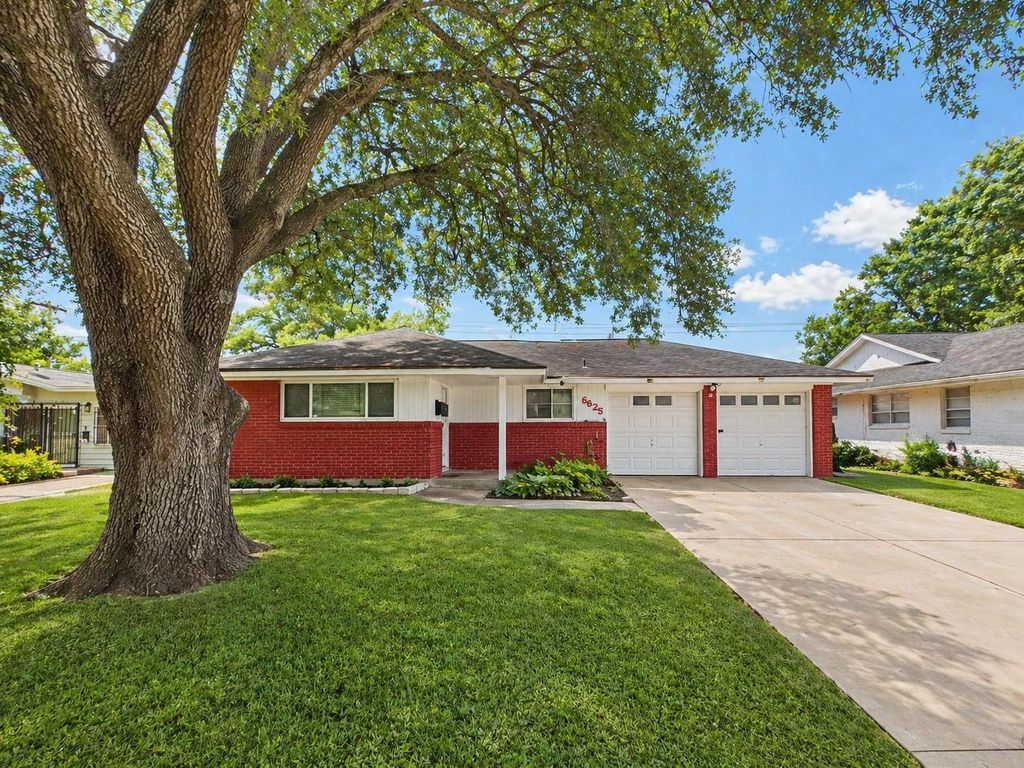 6625 Sandstone Street, Houston, TX 77074