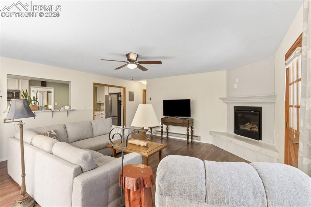 Image 13 of property listing at 3012 W Platte Avenue, Colorado Springs, CO 80904