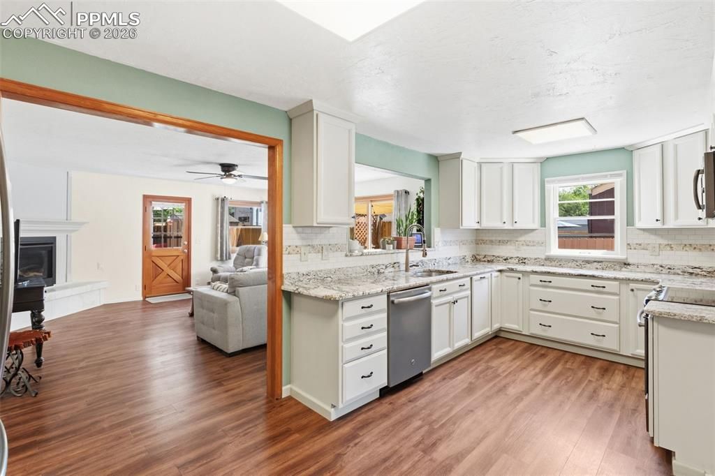 Image 8 of property listing at 3012 W Platte Avenue, Colorado Springs, CO 80904