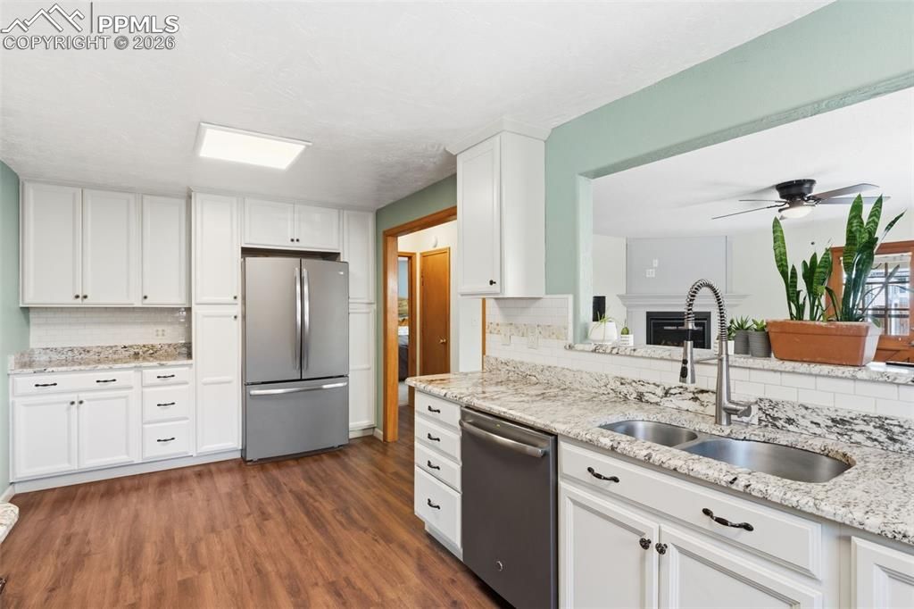 Image 9 of property listing at 3012 W Platte Avenue, Colorado Springs, CO 80904