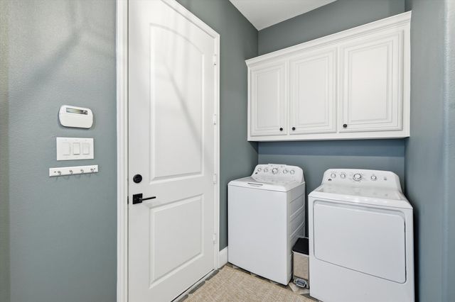 3863 Guinn Gate Drive, Frisco, TX 75034