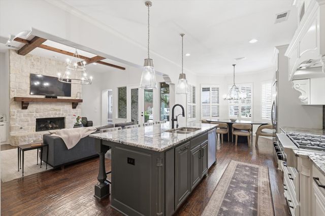 3863 Guinn Gate Drive, Frisco, TX 75034