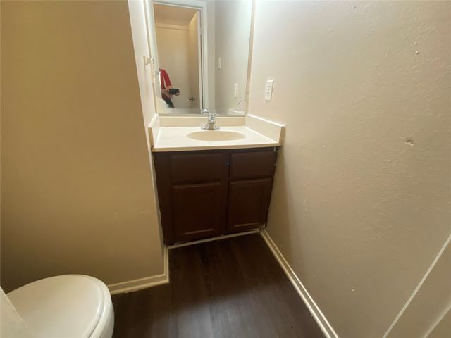 2802 Wimbledon Court B, Garland, TX 75041