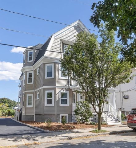 83 Kenmere 2, Medford, MA 02155