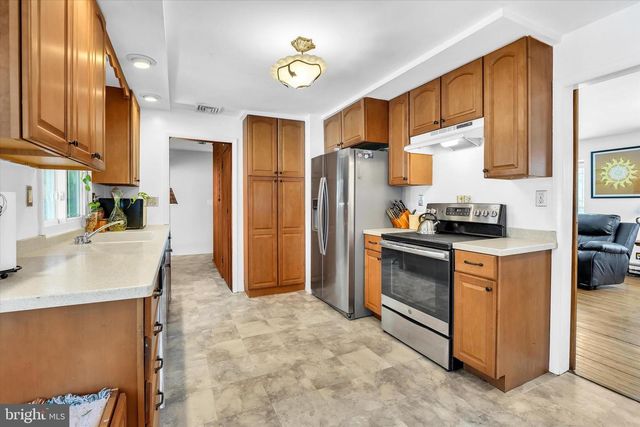 6246 POINT PLEASANT PIKE, Doylestown, PA 18902