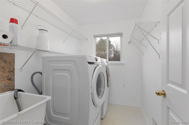 678 Joshua Drive, Highland, MI 48356