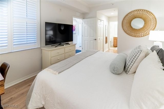 9715 Acqua CT 116, Naples, FL 34113