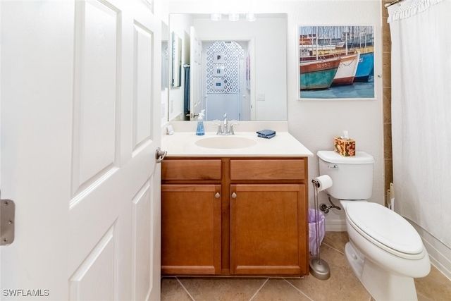 9715 Acqua CT 116, Naples, FL 34113