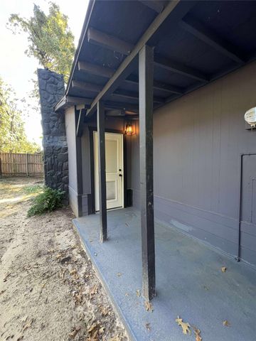 140 Doe Run Road, Gun Barrel City, TX 75156