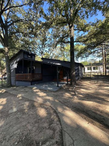 140 Doe Run Road, Gun Barrel City, TX 75156