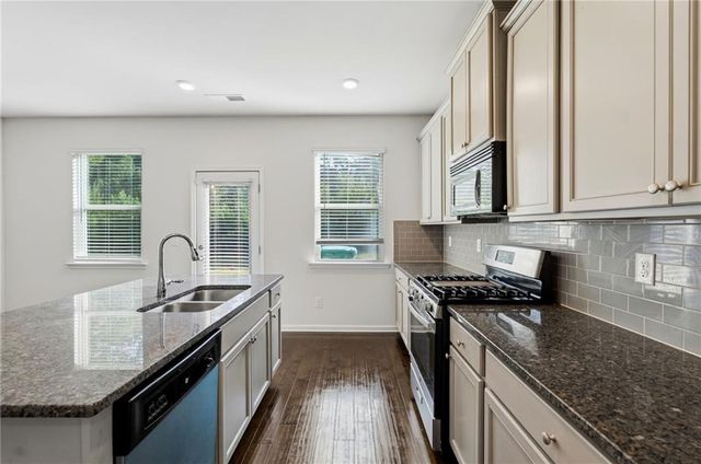 3742 Richmond Bend, Stonecrest, GA 30038