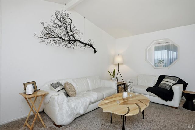 19004 Deer Hill Rd, Hidden Valley Lake, CA 95467