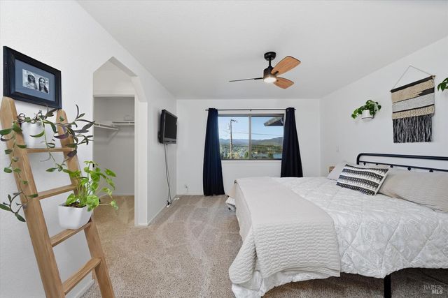 19004 Deer Hill Rd, Hidden Valley Lake, CA 95467