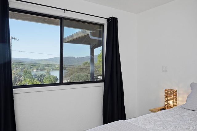 19004 Deer Hill Rd, Hidden Valley Lake, CA 95467