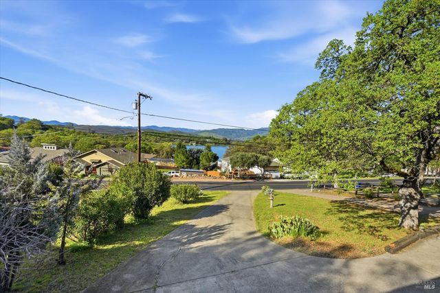 19004 Deer Hill Rd, Hidden Valley Lake, CA 95467