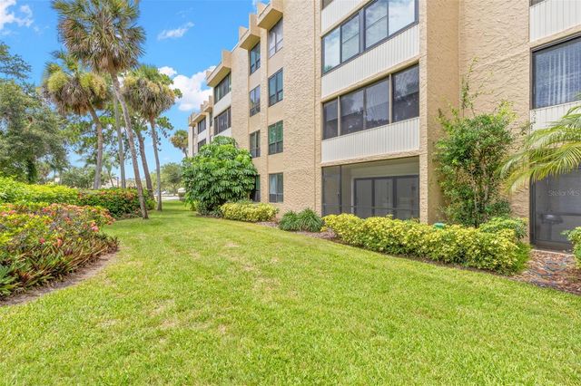 2614 COVE CAY DRIVE 106, Clearwater, FL 33760
