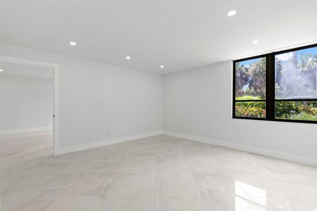2614 COVE CAY DRIVE 106, Clearwater, FL 33760