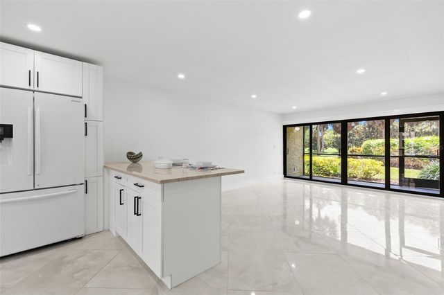 2614 COVE CAY DRIVE 106, Clearwater, FL 33760