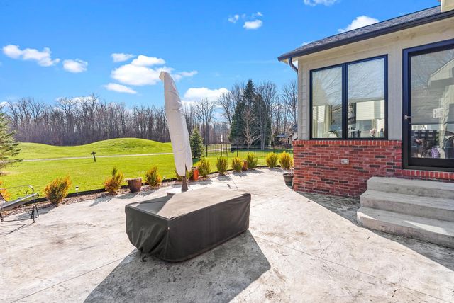 5833 Westwood Drive, Grand Blanc, MI 48439