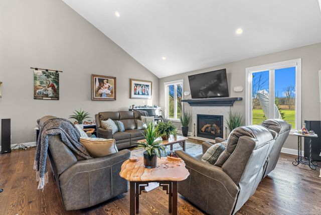 5833 Westwood Drive, Grand Blanc, MI 48439