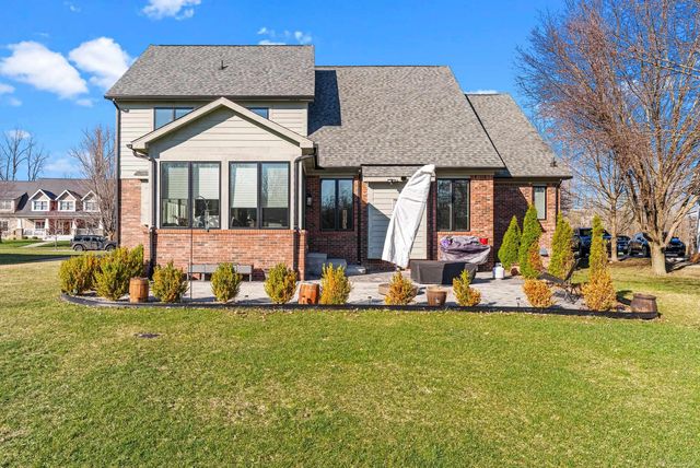 5833 Westwood Drive, Grand Blanc, MI 48439