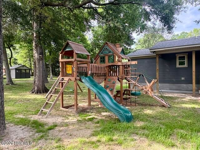 206 Tom Avenue, Castle Hayne, NC 28429