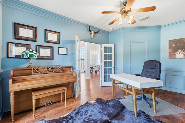 541 Hunter Street, Lantana, TX 76226