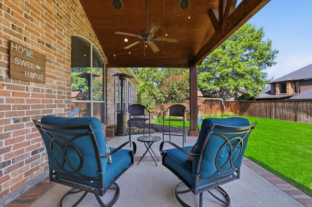541 Hunter Street, Lantana, TX 76226