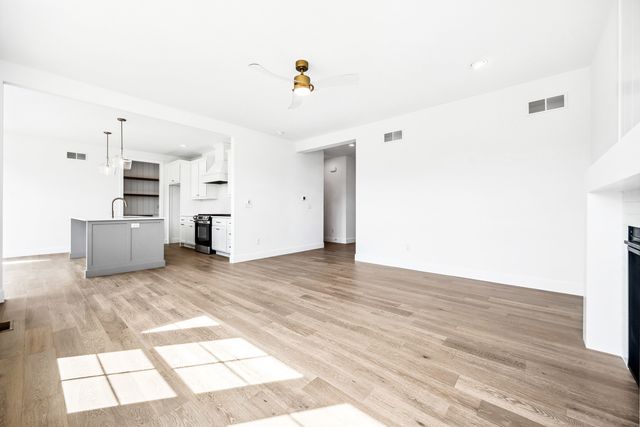 5017 Finlen Lane, Bloomington, IL 61705