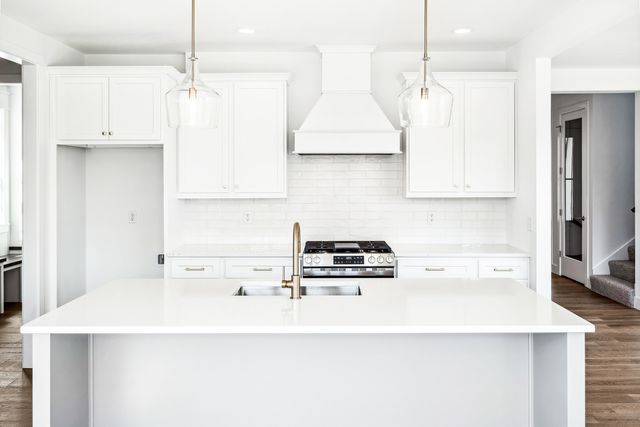 5017 Finlen Lane, Bloomington, IL 61705