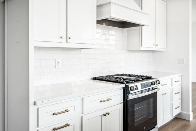 5017 Finlen Lane, Bloomington, IL 61705