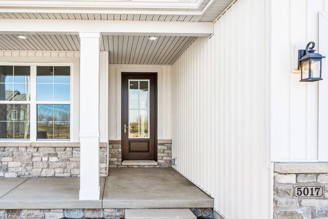 5017 Finlen Lane, Bloomington, IL 61705