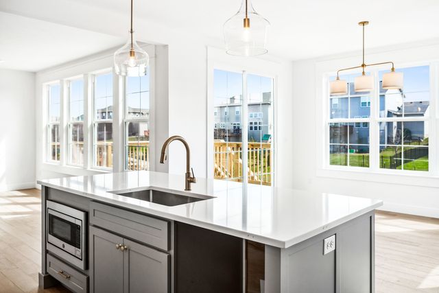 5017 Finlen Lane, Bloomington, IL 61705