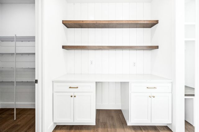 5017 Finlen Lane, Bloomington, IL 61705