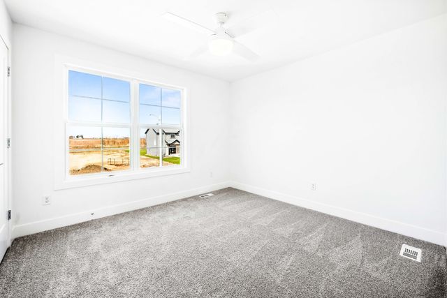 5017 Finlen Lane, Bloomington, IL 61705