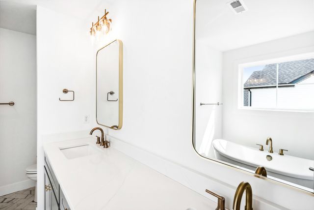 5017 Finlen Lane, Bloomington, IL 61705