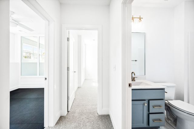 5017 Finlen Lane, Bloomington, IL 61705