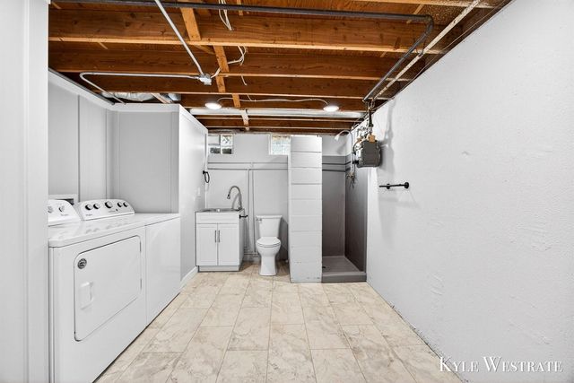 1561 Beech Street, Wyoming, MI 49509