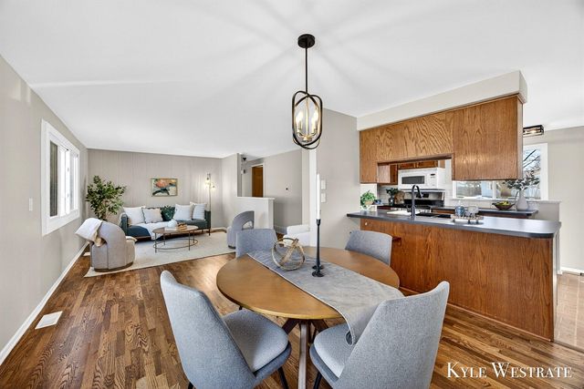 1561 Beech Street, Wyoming, MI 49509