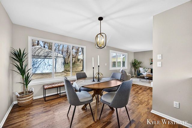 1561 Beech Street, Wyoming, MI 49509