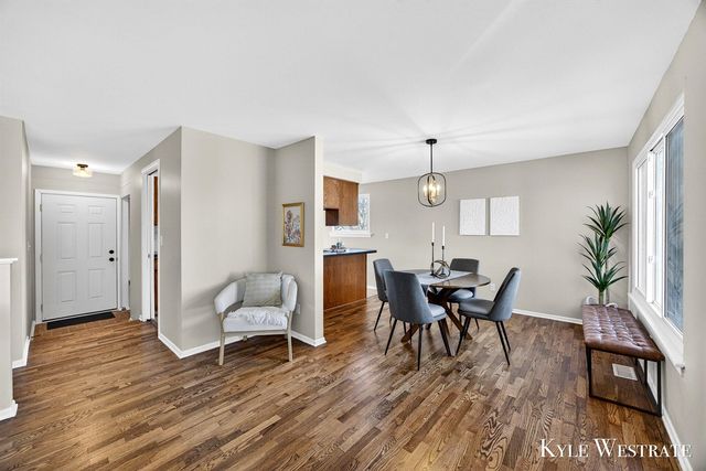 1561 Beech Street, Wyoming, MI 49509