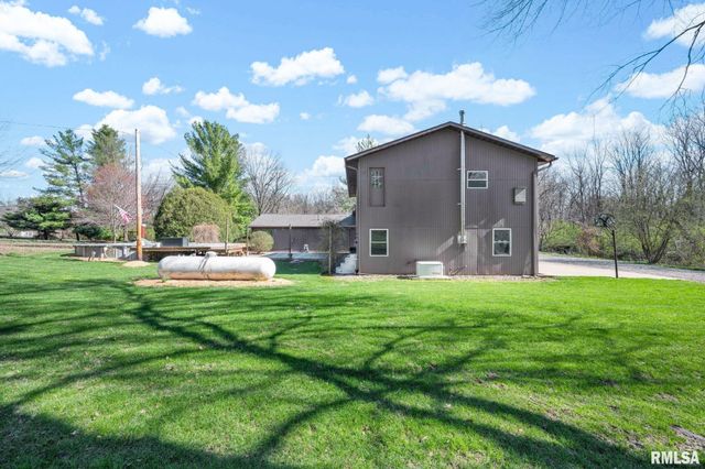 12628 TOWERLINE Road, Pekin, IL 61554