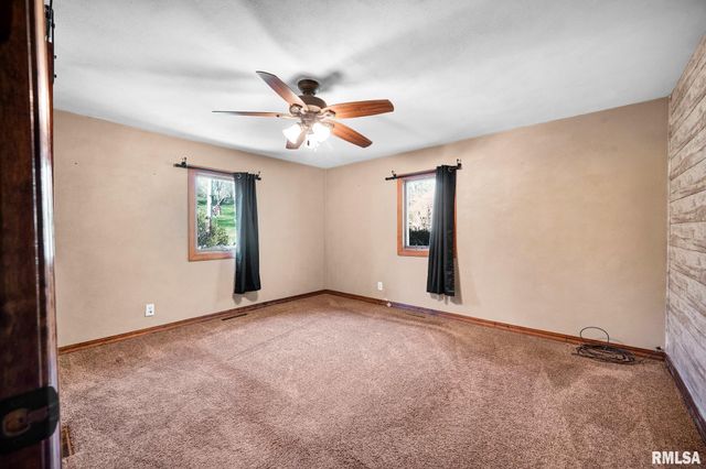 12628 TOWERLINE Road, Pekin, IL 61554