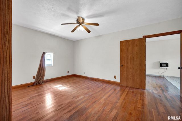 12628 TOWERLINE Road, Pekin, IL 61554
