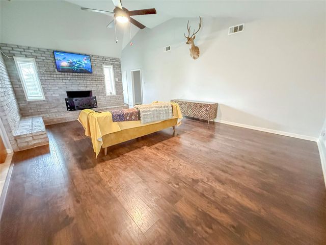 2495 County Road 769 C, Brazoria, TX 77422