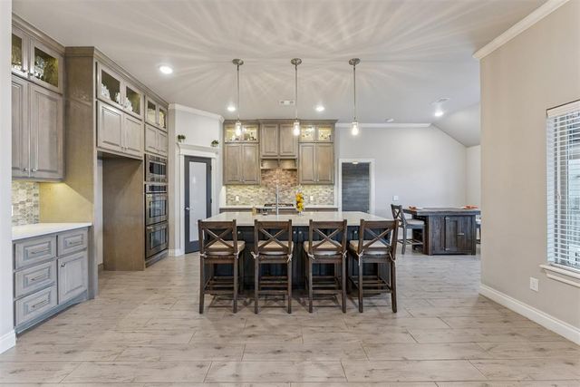 5916 Grandby Road, Edmond, OK 73034